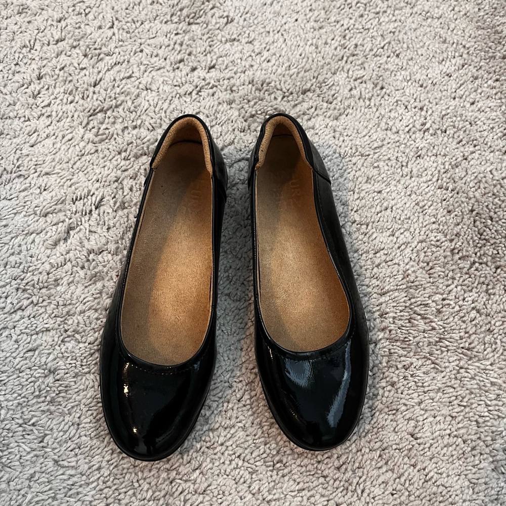 Naturalizer Glossy Black Women's Loafers